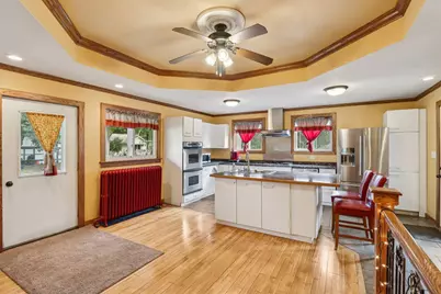 217 S Lincoln St, Elkhorn, WI 53121 - Photo 21