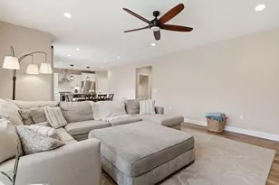 520 Edgewater Dr, West Bend, WI 53095 - Photo 13