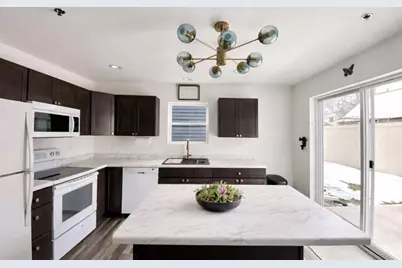 1030  Denton St #4, La Crosse, WI 54601 - Photo 3