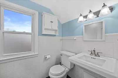 8927 N Navajo Rd, Bayside, WI 53217 - Photo 11