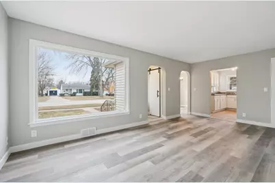 2835  Blaine Ave, Racine, WI 53405 - Photo 9