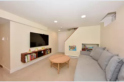 2830 N 78th St, Milwaukee, WI 53222 - Photo 15