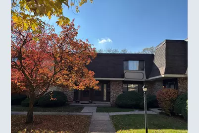 6081 W Calumet Rd, Milwaukee, WI 53223 - Photo 3