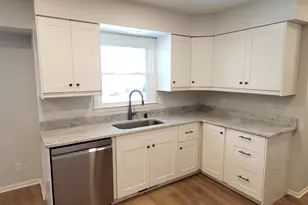 2465 Lionel Ct, Brookfield, WI 53045 - Photo 13