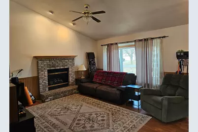 1016  Springs Rd, Fond du Lac, WI 54935 - Photo 3