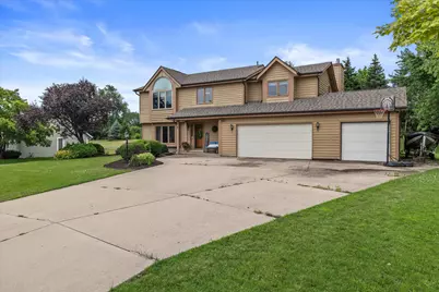 13785 W Maria Dr, New Berlin, WI 53151 - Photo 21