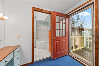 1819 W Holmes Ct, Milwaukee, WI 53221 - Photo 21