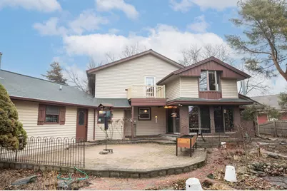 1819 W Holmes Ct, Milwaukee, WI 53221 - Photo 37