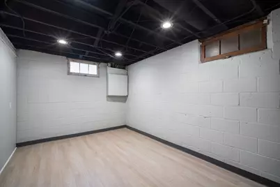 172 N 92nd St, Milwaukee, WI 53226 - Photo 21