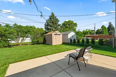 5554 S 25th St, Milwaukee, WI 53221 - Photo 17