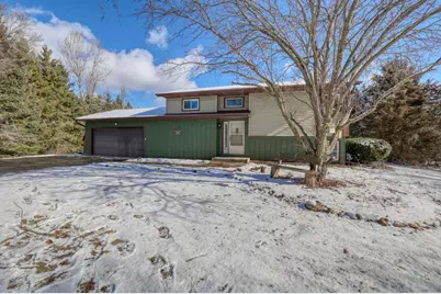 S94W35101  Crestfield Ct, Eagle, WI 53119 - Photo 31