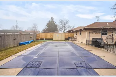 6105  68th St, Kenosha, WI 53142 - Photo 41