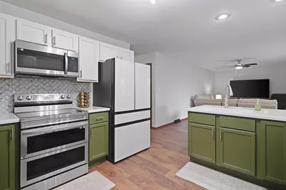 6105  68th St, Kenosha, WI 53142 - Photo 17