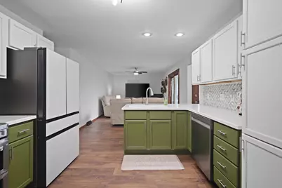 6105  68th St, Kenosha, WI 53142 - Photo 11