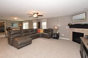 8724 Shady Oak Tr, Racine, WI 53406 - Photo 25