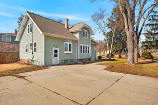 333 W Bender Rd, Glendale, WI 53217 - Photo 41