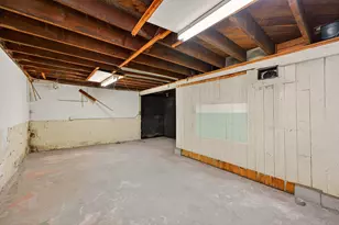 333 W Bender Rd, Glendale, WI 53217 - Photo 35