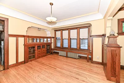 3032 S 7th St, Milwaukee, WI 53215 - Photo 9