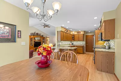 5311  Heatherfield Ct, Sheboygan, WI 53083 - Photo 19