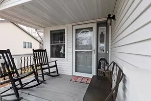 1626 Stacy Ln, Fort Atkinson, WI 53538 - Photo 5