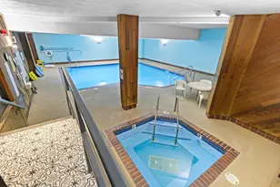 1633 N Prospect Ave, Milwaukee, WI 53202 - Photo 11