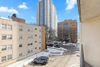 1633 N Prospect Ave #3E, Milwaukee, WI 53202 - Photo 15