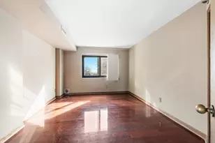 1633 N Prospect Ave, Milwaukee, WI 53202 - Photo 7