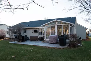 1227 Oriole Dr, Oconomowoc, WI 53066 - Photo 5