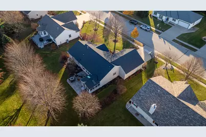 1227  Oriole Dr, Oconomowoc, WI 53066 - Photo 31