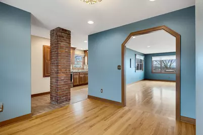 203  3rd Ave, Onalaska, WI 54650 - Photo 7