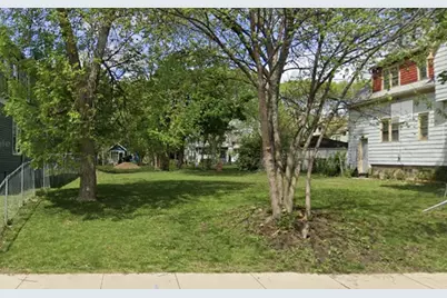 2511 N 37th St, Milwaukee, WI 53210 - Photo 1