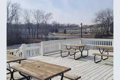 530  Windstone Dr #303, Hartland, WI 53029 - Photo 9