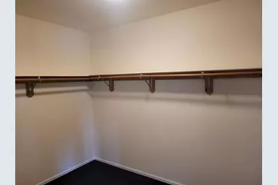 530  Windstone Dr #303, Hartland, WI 53029 - Photo 5