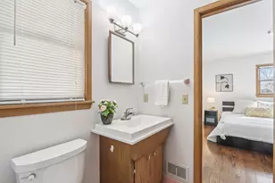 3254 S 121st St, West Allis, WI 53227 - Photo 17