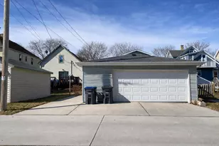 1233 S 19th St, Sheboygan, WI 53081 - Photo 29