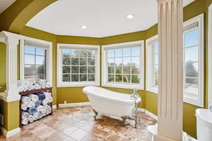 923 N Evergreen Circle, Hartland, WI 53029 - Photo 87