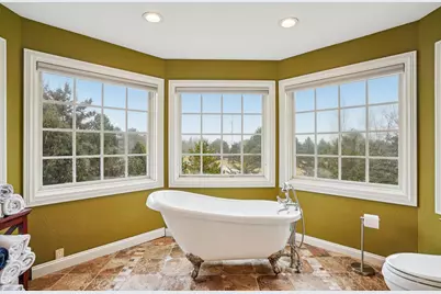 923 N Evergreen Cir, Hartland, WI 53029 - Photo 41