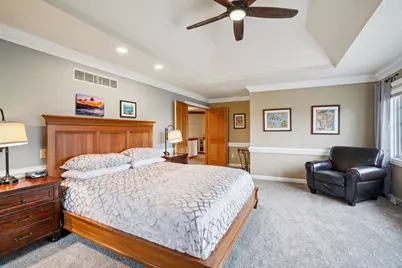 923 N Evergreen Cir, Hartland, WI 53029 - Photo 39