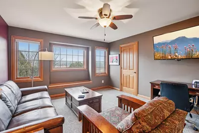 923 N Evergreen Cir, Hartland, WI 53029 - Photo 47