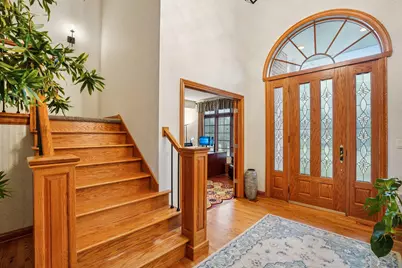 923 N Evergreen Cir, Hartland, WI 53029 - Photo 3