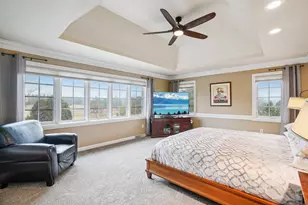 923 N Evergreen Circle, Hartland, WI 53029 - Photo 11