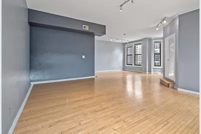 108 W Wells St #4D, Milwaukee, WI 53203 - Photo 9