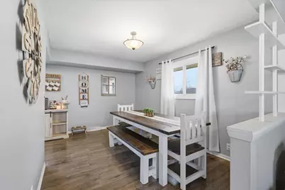 2232 W Carrington Ave, Oak Creek, WI 53154 - Photo 15