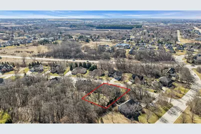 8902  Shadowood Trl, Racine, WI 53406 - Photo 53