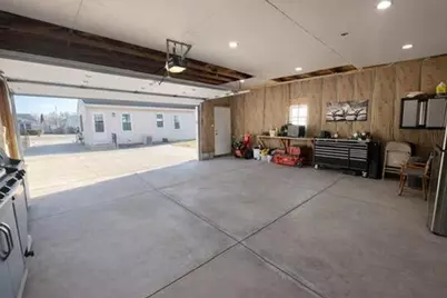 2520 E Crescent St, Racine, WI 53403 - Photo 13