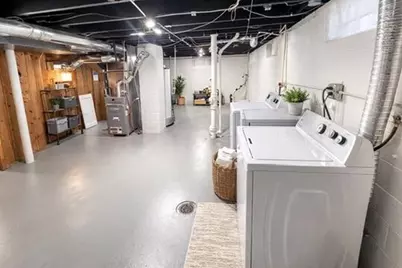 2520 E Crescent St, Racine, WI 53403 - Photo 11