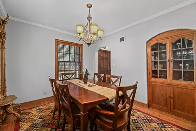 2403 N 71st St, Wauwatosa, WI 53213 - Photo 15