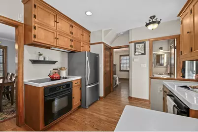 2403 N 71st St, Wauwatosa, WI 53213 - Photo 19