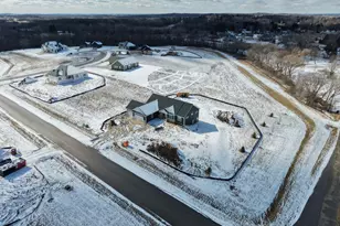 W223S9323 Oak Ridge Dr, Big Bend, WI 53103 - Photo 81