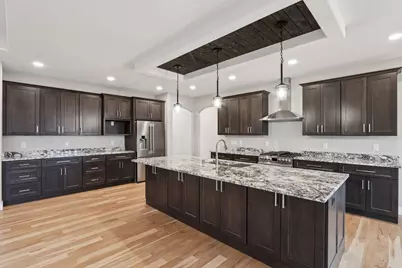 W223S9323  Oak Ridge Dr, Big Bend, WI 53103 - Photo 15